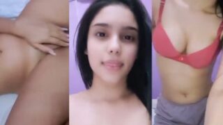 Puneri maharashtrian babe exposed nude fingers pussy